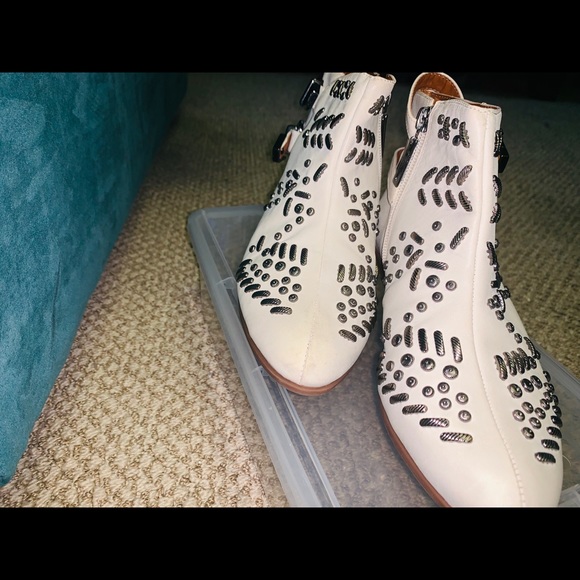 Schutz Bootie - Picture 4 of 5